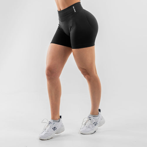 The Tummy-Control Shorts